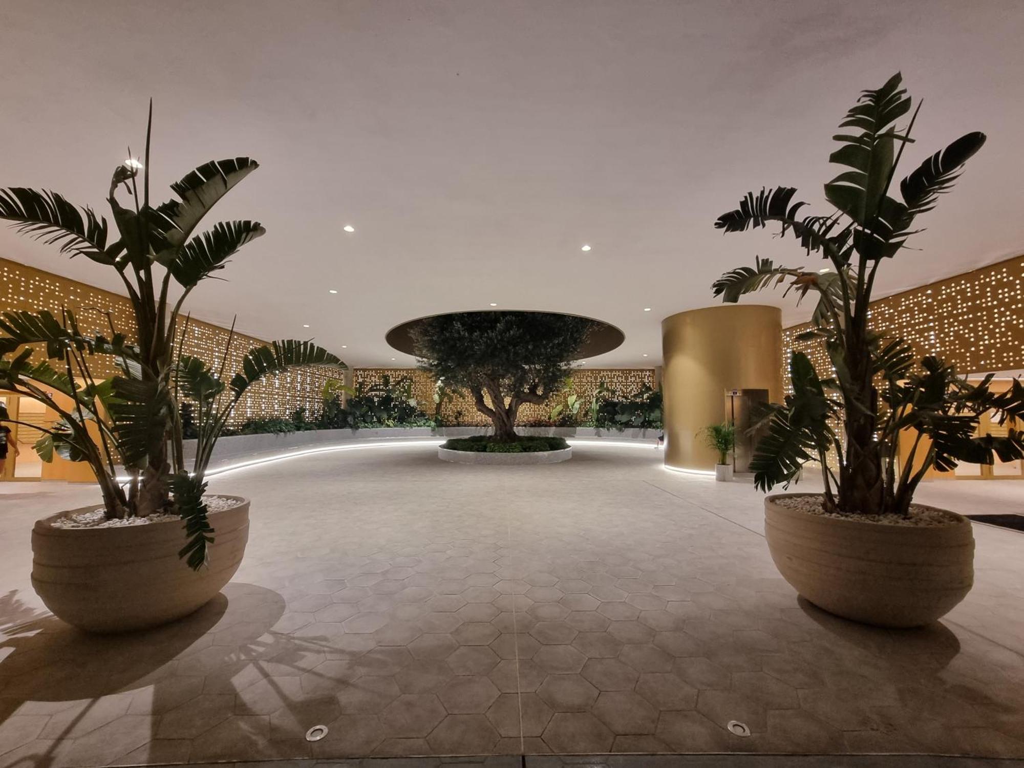 Floor 32! Intempo Luxury Apartment เบนิดอร์ม ภายนอก รูปภาพ